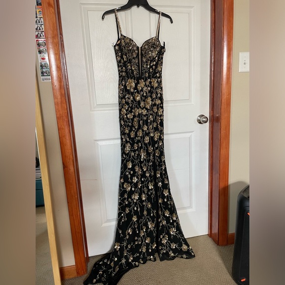 Prom Dress from Always & Forever - Picture 2 of 8